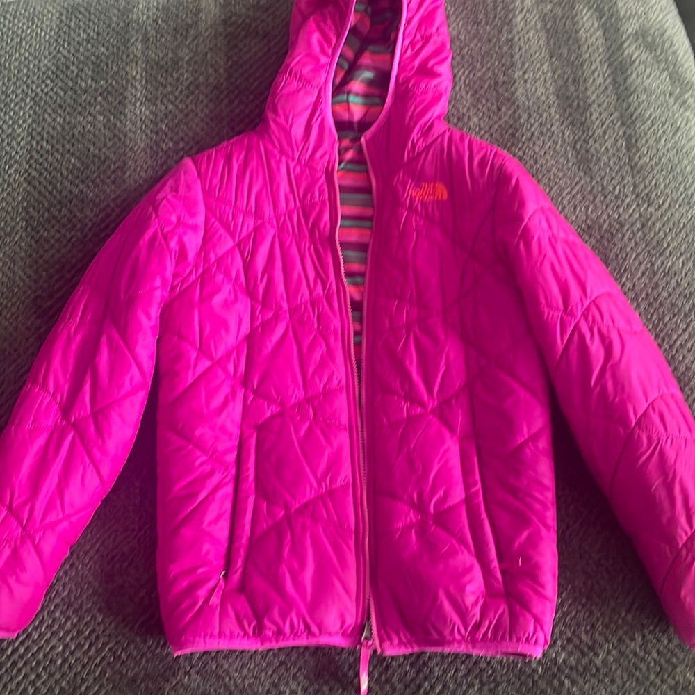 Slightly worn reversible North Face coat for girls